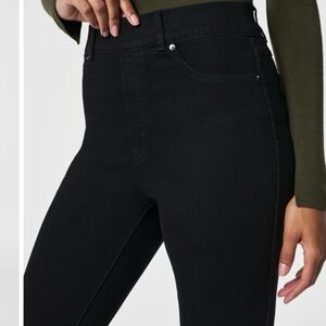 SPANXshape™ EveryWear
Ankle Skinny Jeans XL